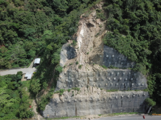 ED905908-D613-40E6-AE5F-BA1556FAC283